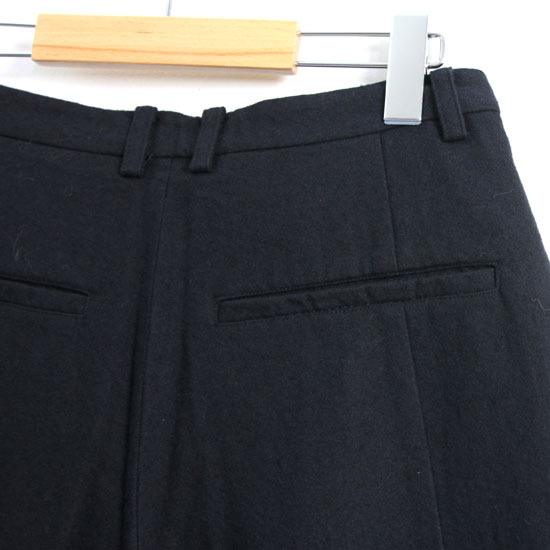 evameva (エヴァムエヴァ) Cotton wool twill pants