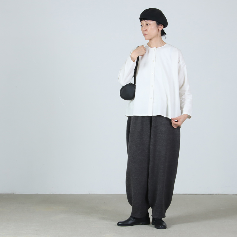 evameva (エヴァムエヴァ) cotton wool no collar shirt / コットン