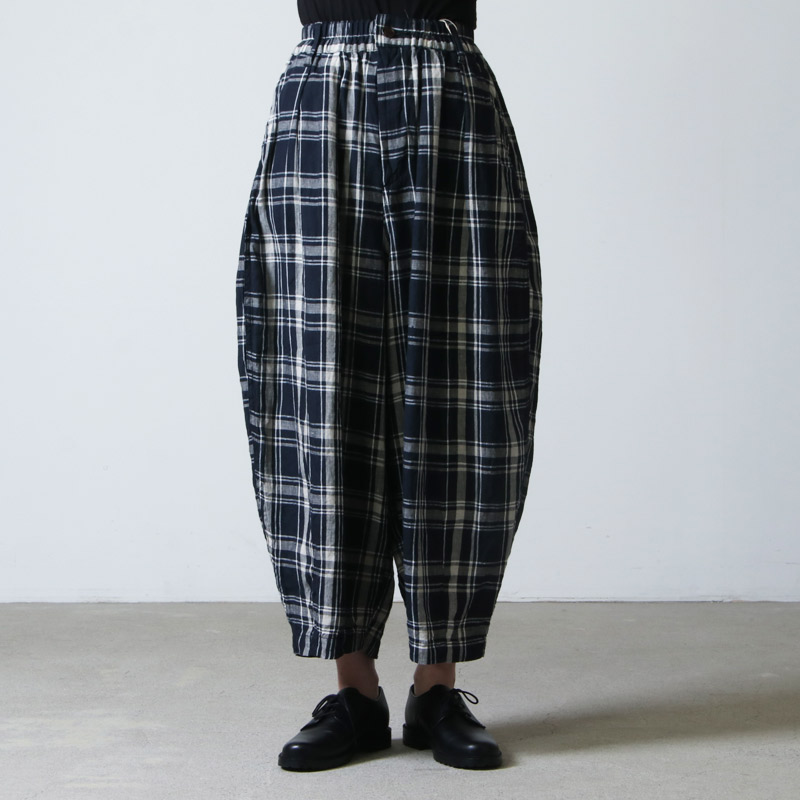 HARVESTY (ハーベスティ) クロップドサーカスパンツ チェック柄リネン