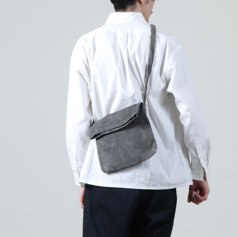 Hender Scheme (エンダースキーマ) pig flap shoulder bag small