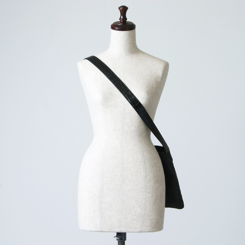 Hender Scheme (エンダースキーマ) twist buckle bag crocodile S