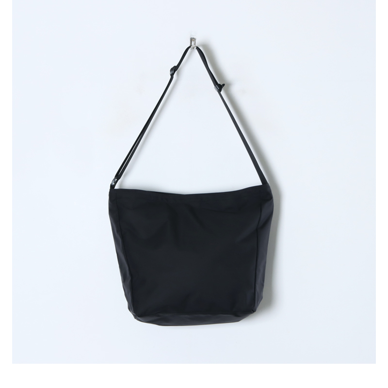 MONOLITH (モノリス) SHOULDER STANDARD HEXA M BLACK / ショルダー