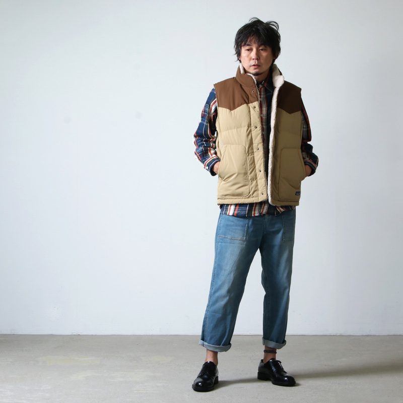 パタゴニア フード付きダウンベスト 紫 XS パタゴニア フード付き