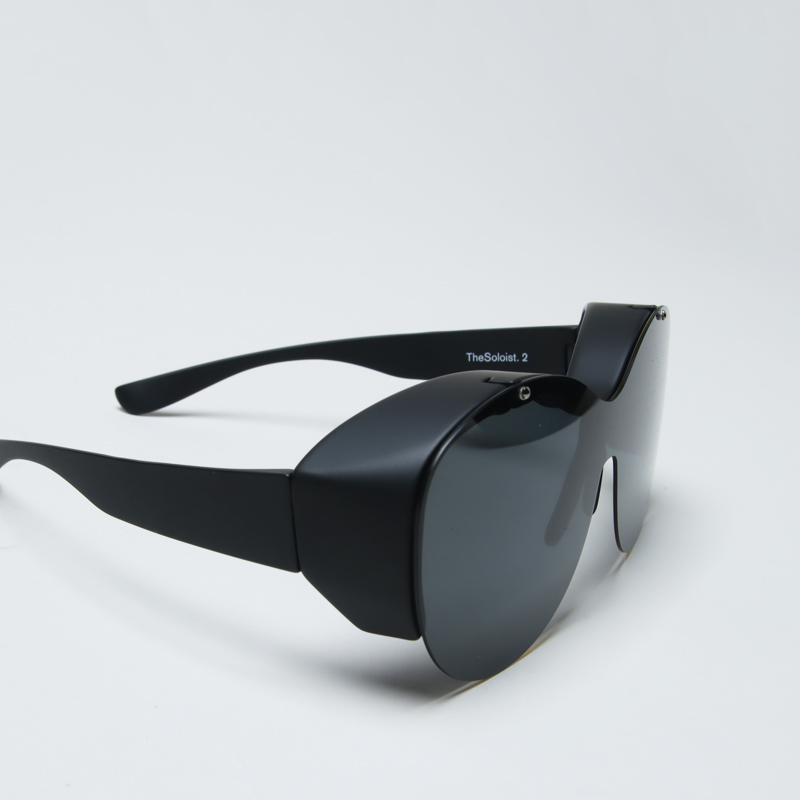 TAKAHIROMIYASHITATheSoloist. (ザソロイスト) the soloist. flip on