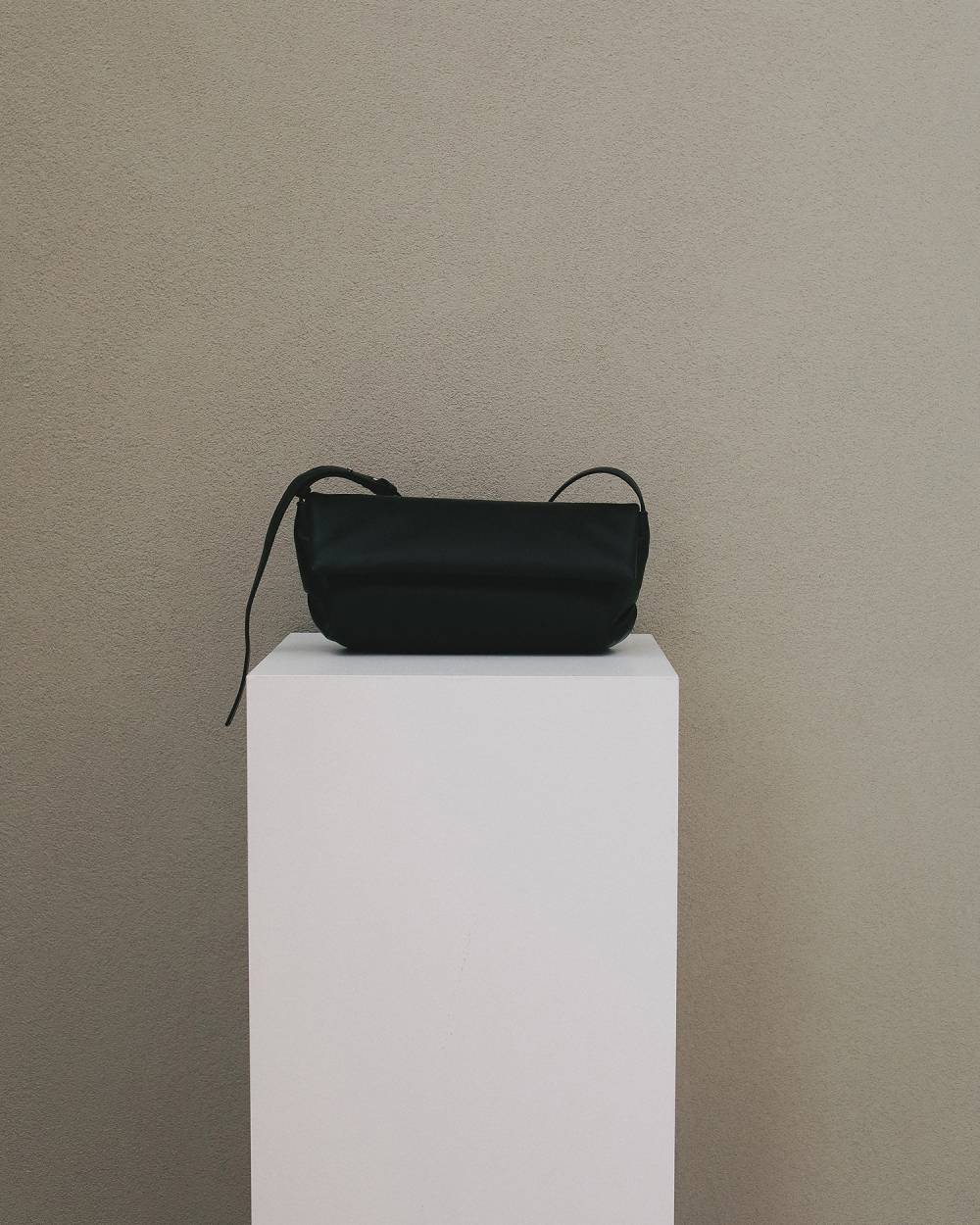 ànuke online store（アンヌーク） / Ecoleather Wrap BagEcoleather