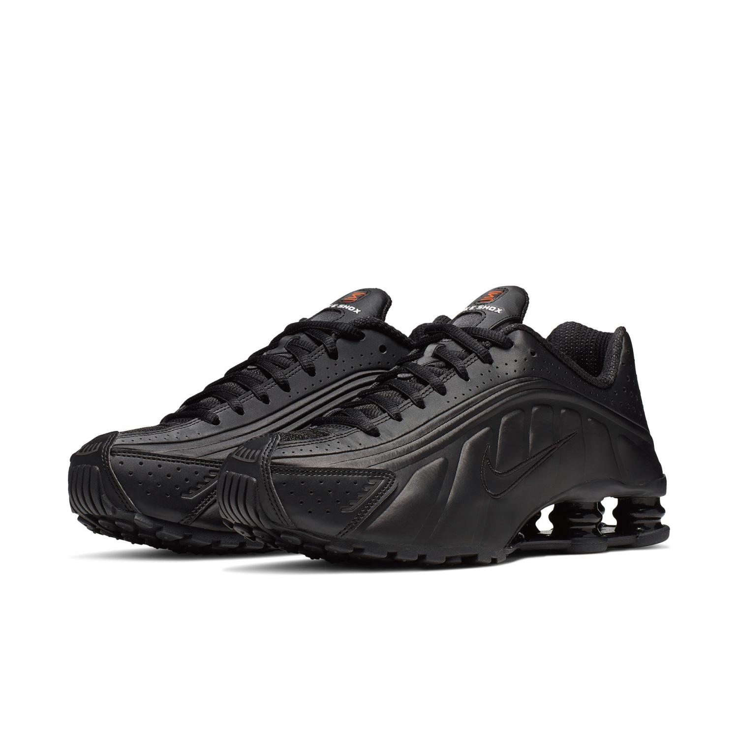 NIKE W SHOX R4｜BILLY'S ENT 公式通販