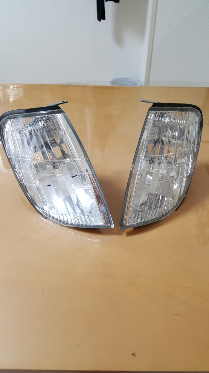 20セルシオ前期コーナーレンズ 純正 【公式通販】