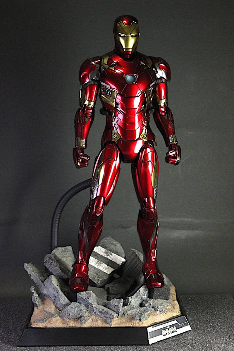 ホットトイズ アイアンマン マーク46 2.0 輸送箱 新品未開封 ホット