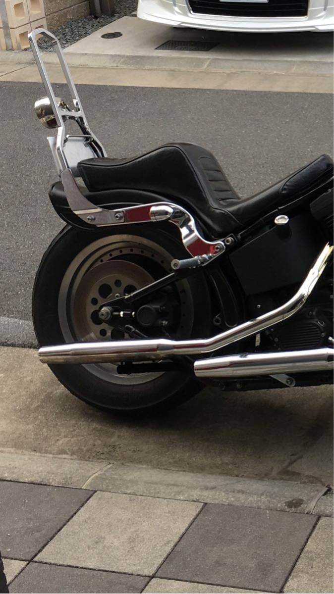 ソフテイル ショートファットボブフェンダー&シーシーバーセットの落札