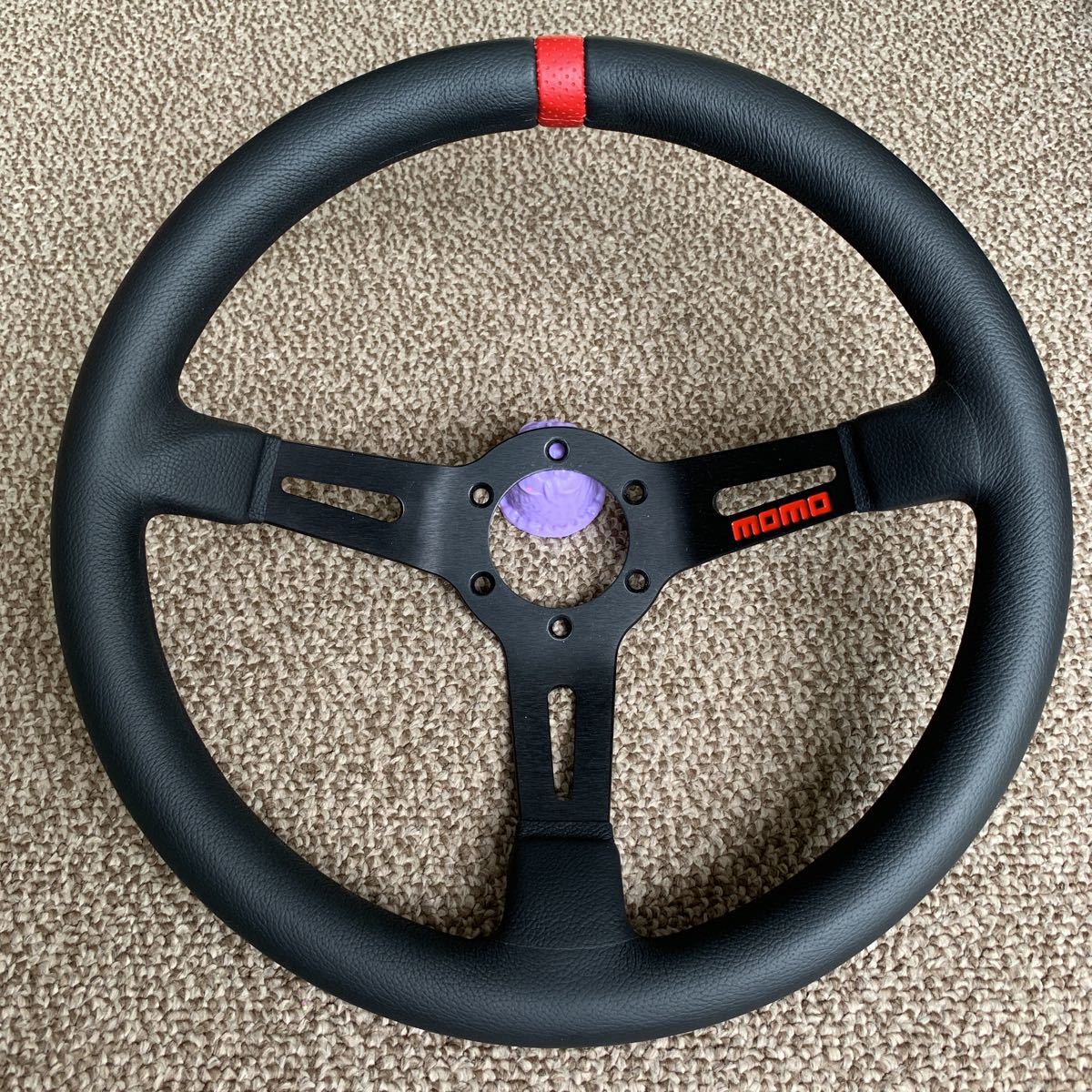 MOMO RACE ステアリング 32Φ 小径 即決大歓迎 即納◎