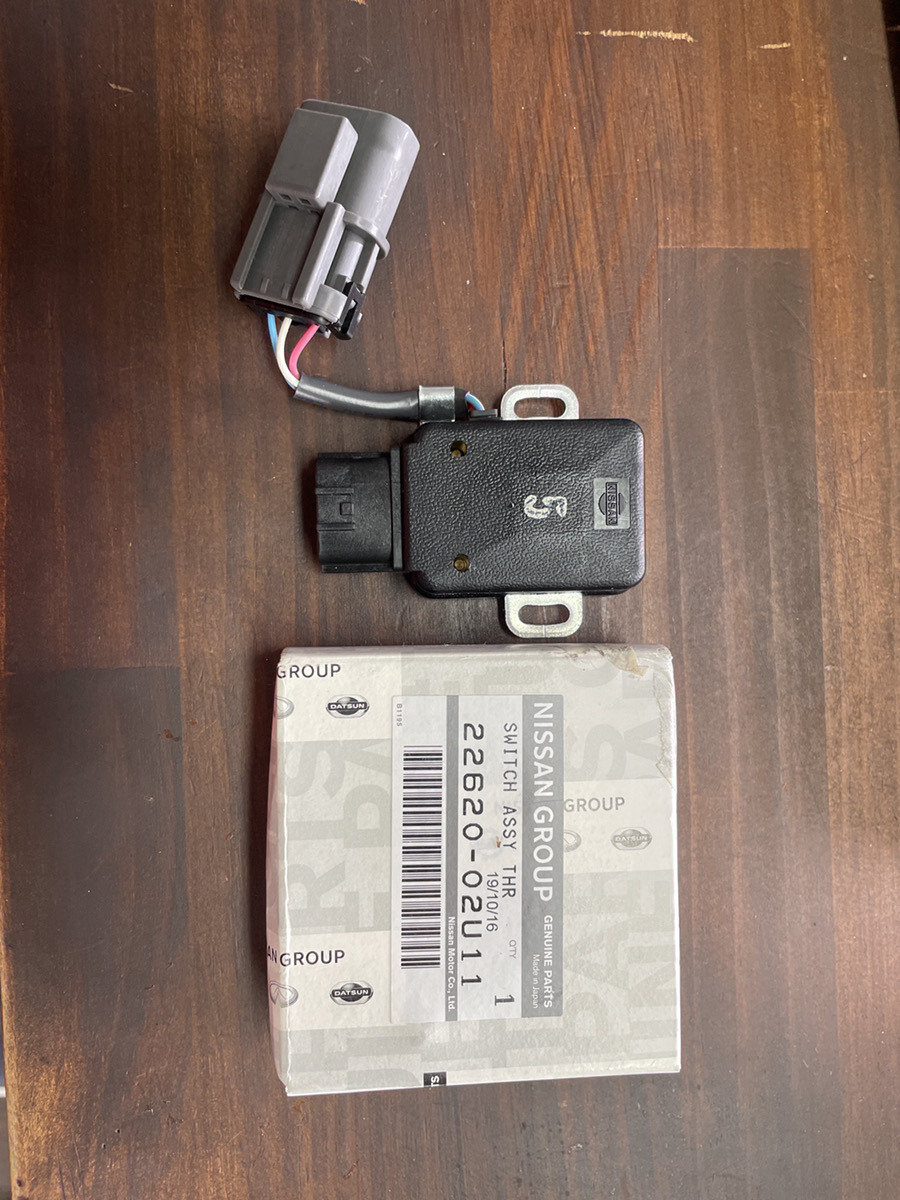 日産 r33 スカイライン スロットルポジションセンサー 22620-02U11