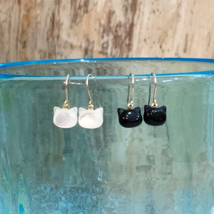 K10 10金 猫ちゃんピアス ねこちゃんピアス K10 ピアス 猫雑貨 ねこ