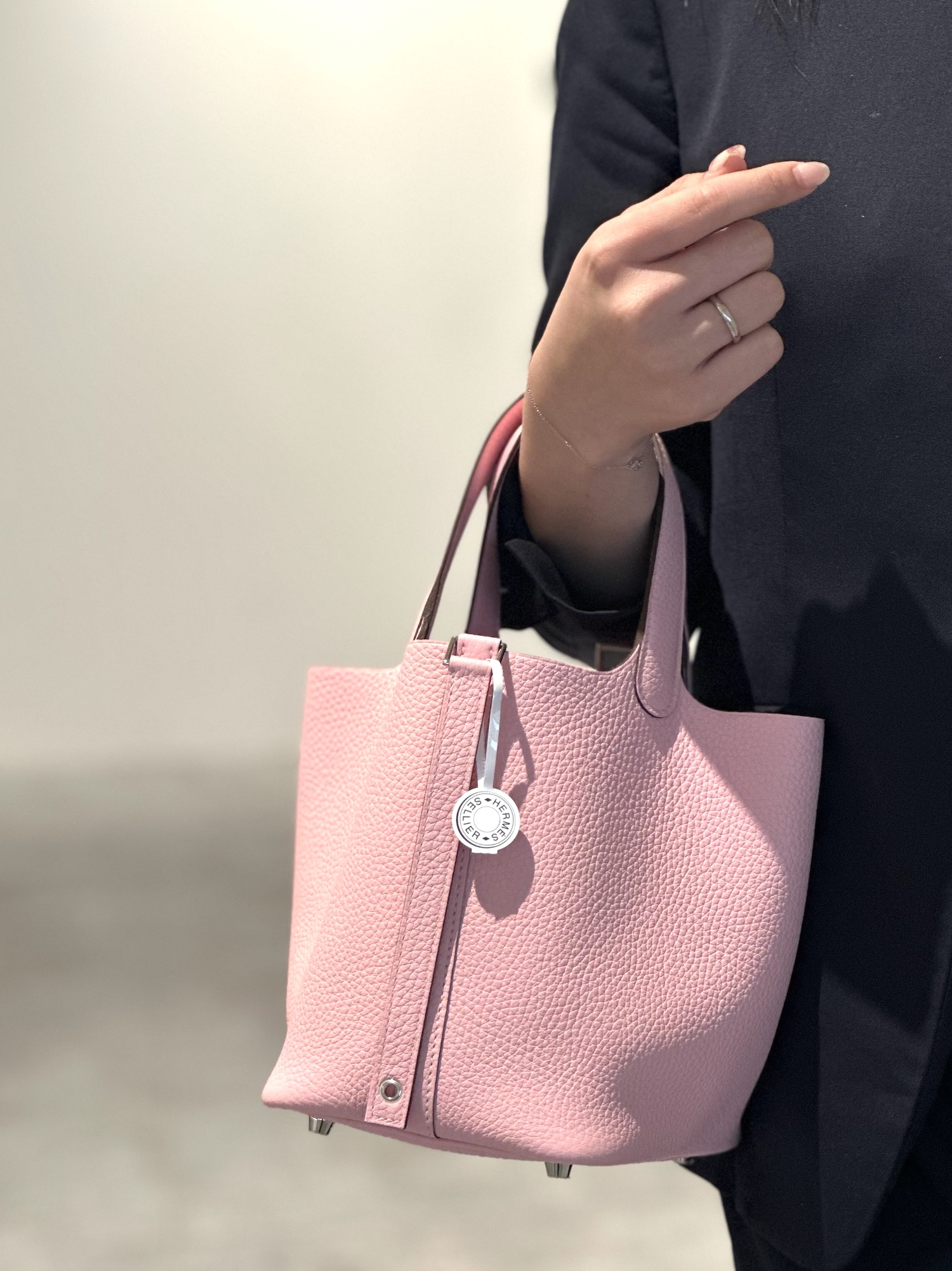 Brand New ( Rank N ) HERMÈS Picotin Lock PM Rose Sakura (3Q