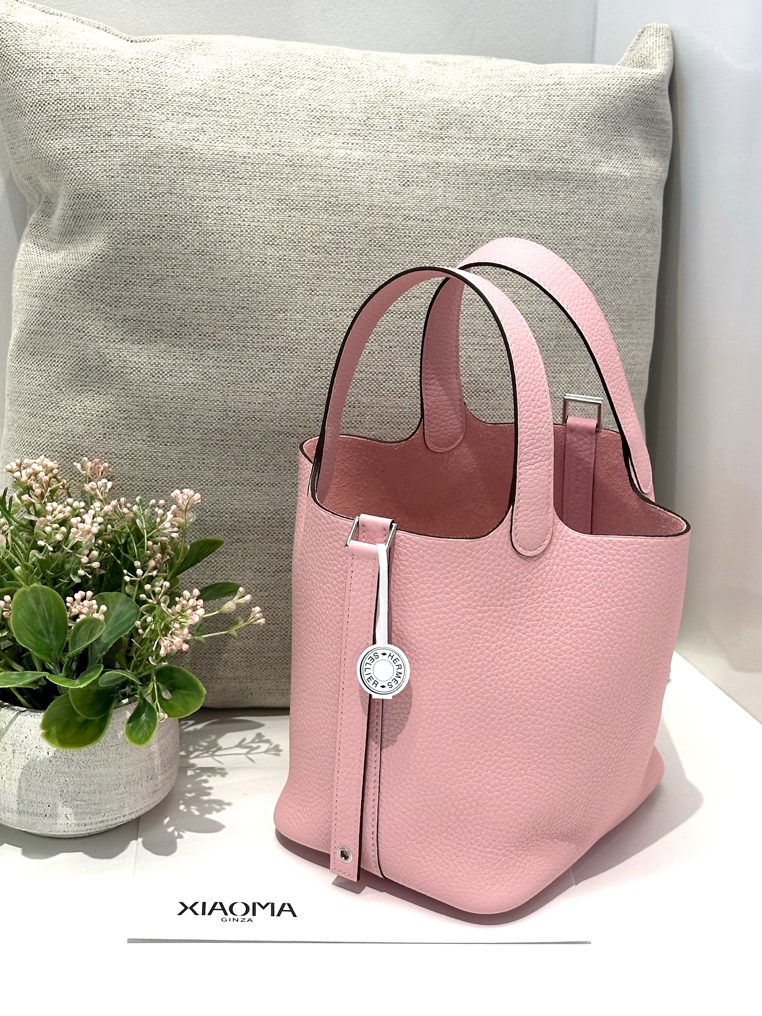 Brand New ( Rank N ) HERMÈS Picotin Lock PM Rose Sakura (3Q