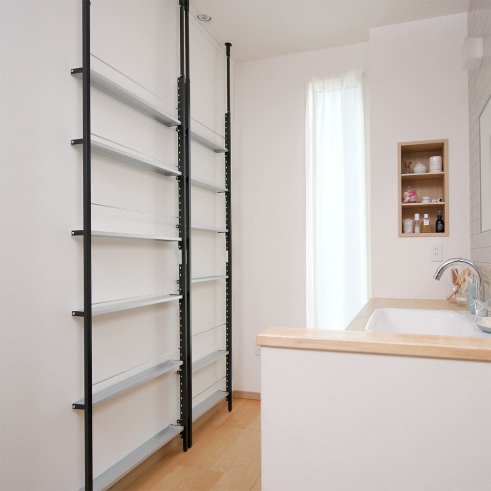 超薄型突っ張りディスプレイ収納ラック 幅40cmタイプ 奥行12cm高さ