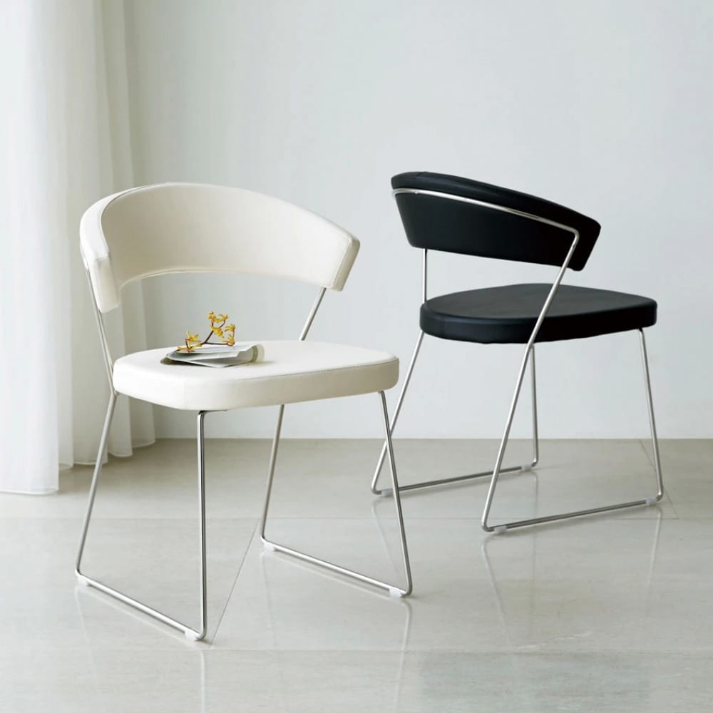 New York ニューヨーク 革張りダイニングチェア 同色2脚組［Connubia