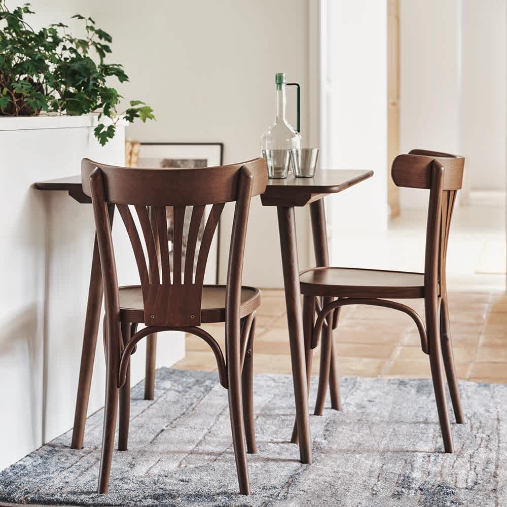 ウィンザーダイニングテーブル 正方形 幅80cm×80cm［チェコ・TON社