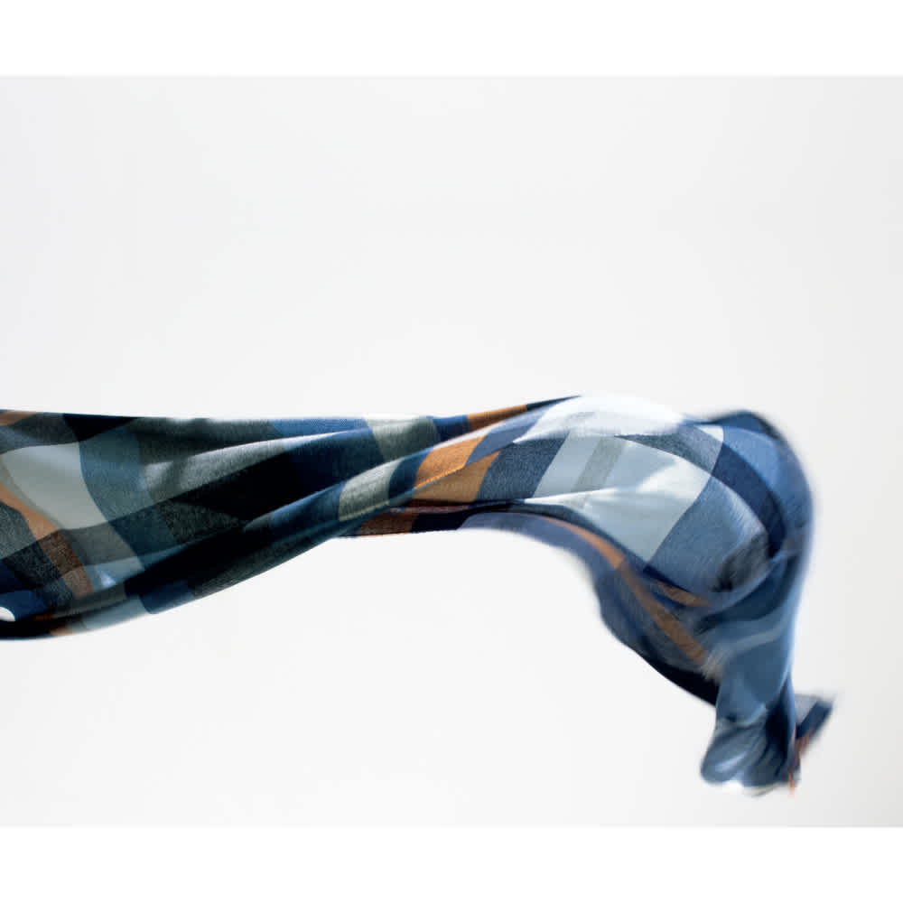 Johnstons of Elgin/ジョンストンズ オブ エルガン ライトカシミヤ100