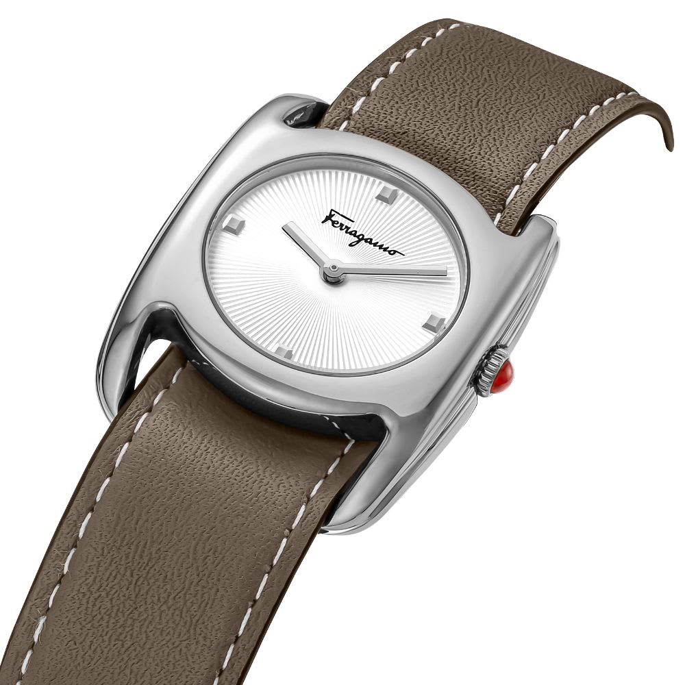 Salvatore Ferragamo/フェラガモ ヴァラ ブラック・トープ 通販 - ディノス