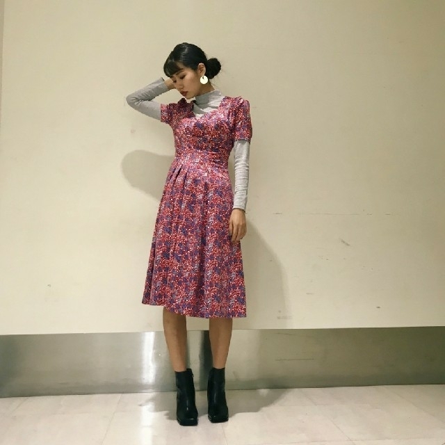 SLY - 美品 スライ SLY ワンピース 花柄 パフスリーブ swinghoptopsの