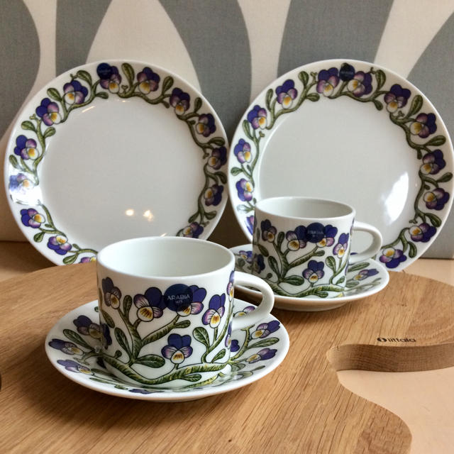 ARABIA - 新品 ペアセット ARABIA ケトオルヴォッキ カップ&ソーサー