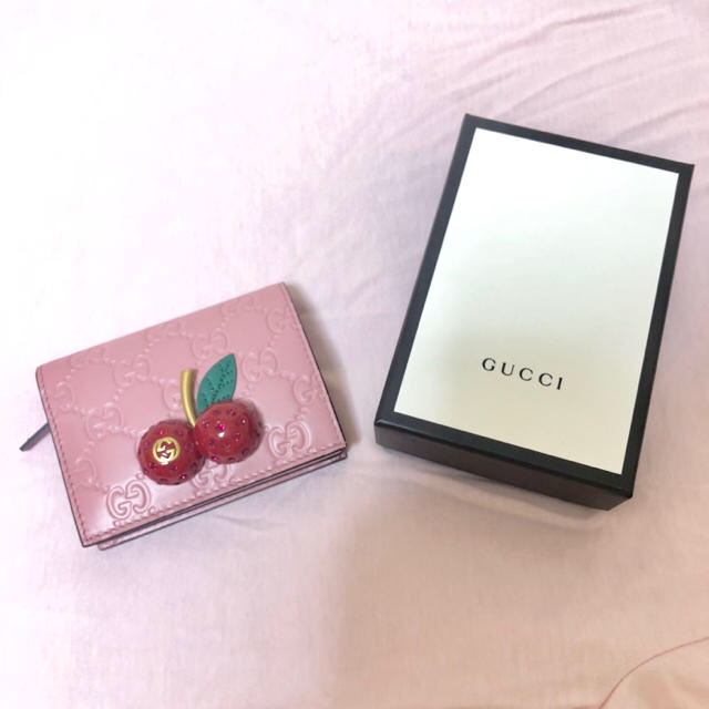 GUCCI - GUCCI チェリー財布 日本限定ピンク♡の通販 by C's SHOP