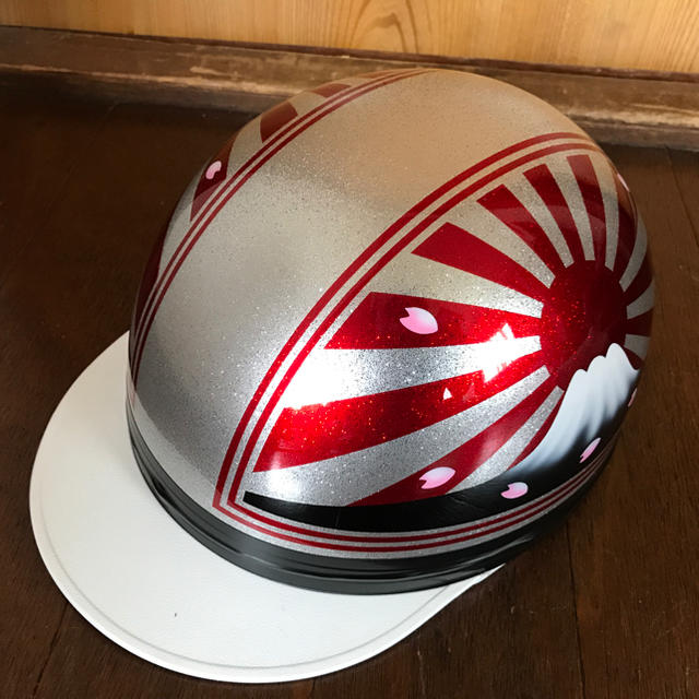 新品 レッドラメ×シルバーラメ 富士日章 コルク半 ヘルメットの通販 by