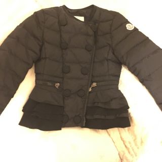 MONCLER（フリル ・ ダウンジャケット）のフリマアイテム一覧