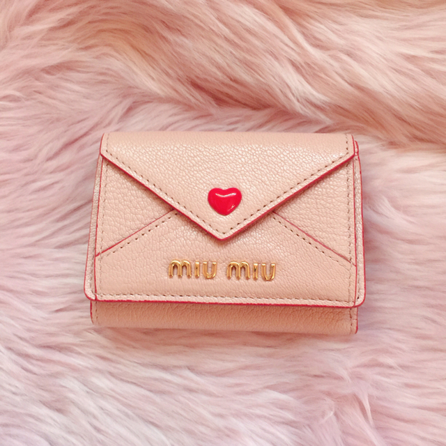 MIU MIU - miumiu ラブレター 財布 💌の通販 by ♡｜ミュウミュウなら