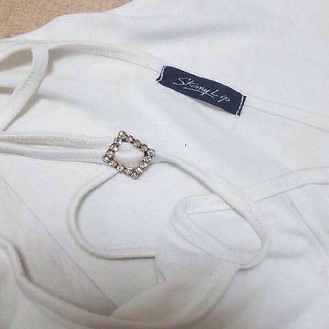 Skinny Lip - スキニーリップ クロスキャミの通販 by yami｜スキニー