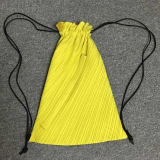 PLEATS PLEASE ISSEY MIYAKE（リュック/バックパック）のフリマ