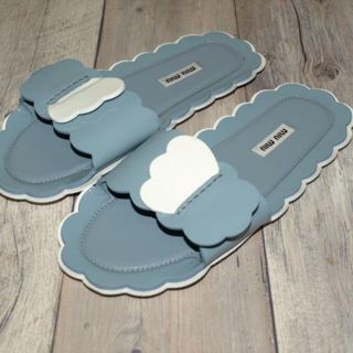 MIU MIU（サンダル ・ ブルー・ネイビー/青色系）のフリマアイテム一覧