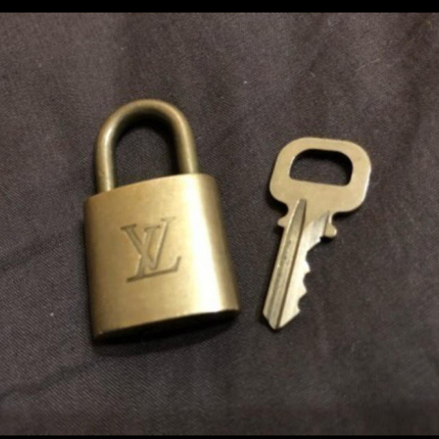 LOUIS VUITTON - ルイ・ヴィトン【カデナ】専用ですの通販 by ＠紅姫's