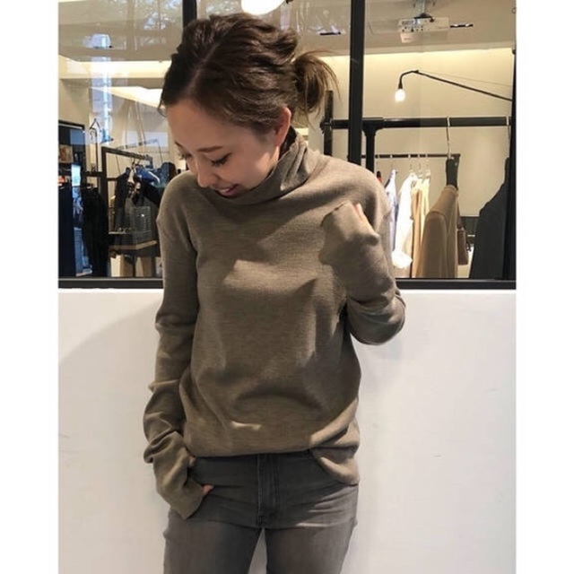 Deuxieme Class jersey タートルネック