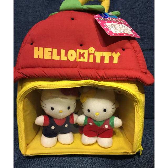 ハローキティ - ハローキティ いちごハウス 人形4人付 ミミィ パパ