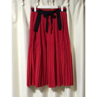 COMME des GARCONS（ロングスカート ・ レッド/赤色系）のフリマ