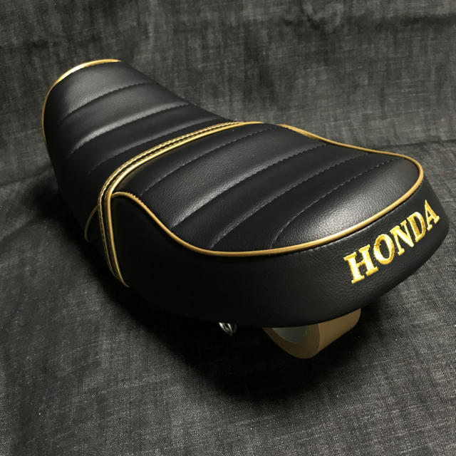 エイプ 50 タックロール シート 新品未使用 刺繍入りの通販 by ちゃっ