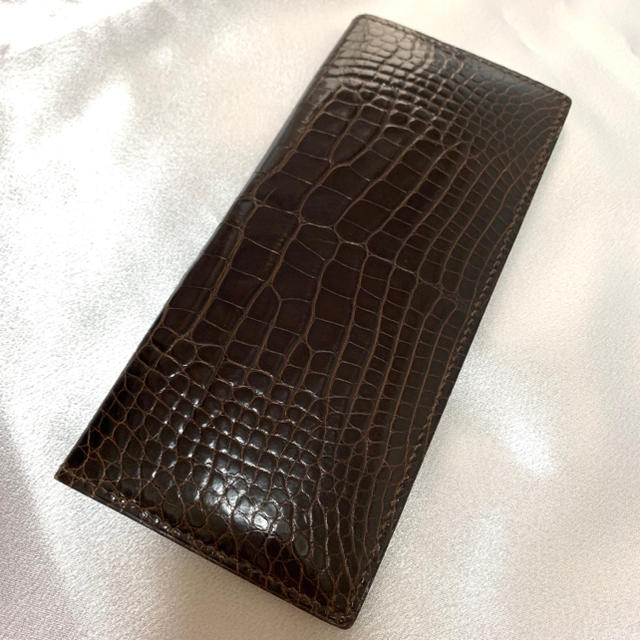 セルジュ アモルソ 長財布の通販 by Paris' shop｜ラクマ