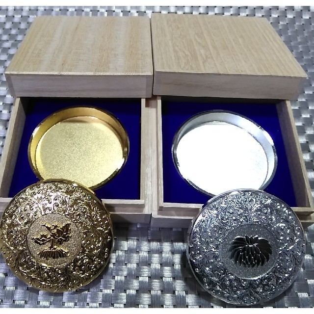 皇居限定 ボンボニエール 金色&銀色セット（金平糖付き）新品未開封お
