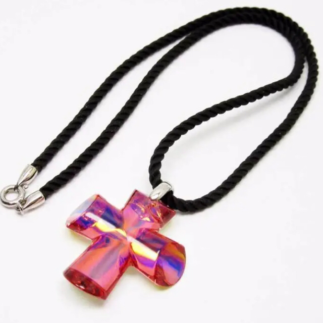 Baccarat - バカラ エデン クロス ピンクレッド イリゼ チョーカー