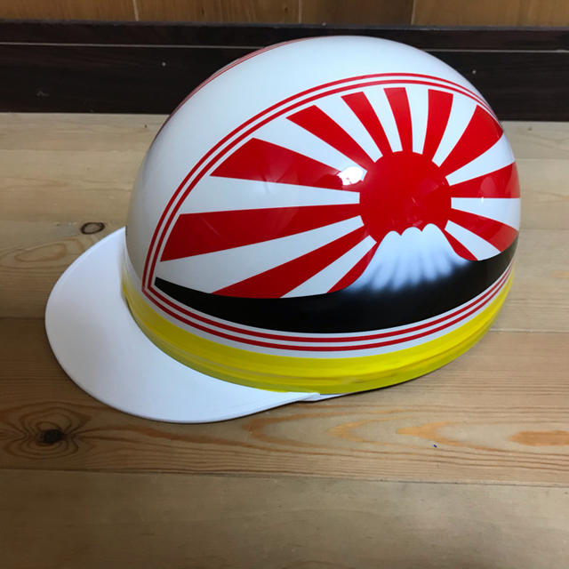 新品塗装品 赤白 富士日章 コルク半 ヘルメット の通販 by paint｜ラクマ
