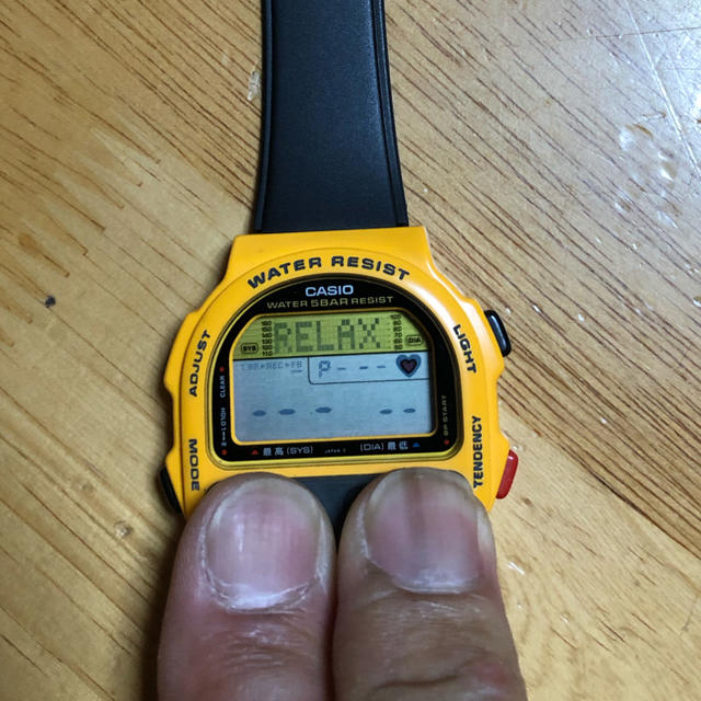 CASIO - CASIO BP100 血圧・心拍数 測定 腕時計黄色 80s デザインの