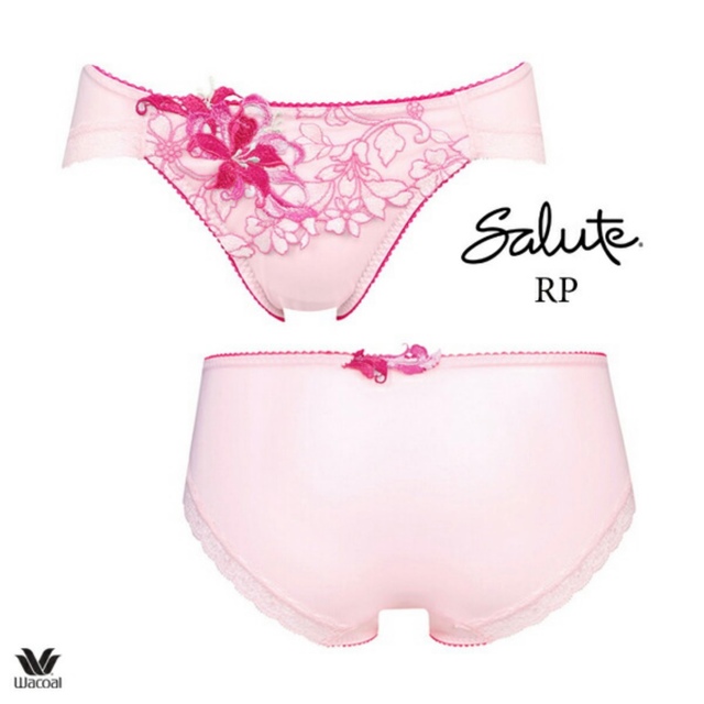 Wacoal - サルート53グループPアップブラソングセットの通販 by