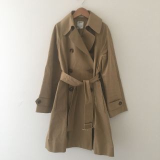 MADISONBLUE（トレンチコート）のフリマアイテム一覧