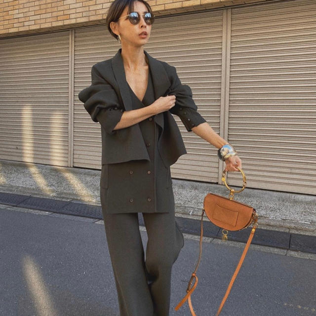 Ameri VINTAGE - AMERI VINTAGE セットアップ 新品未使用 カーキの通販