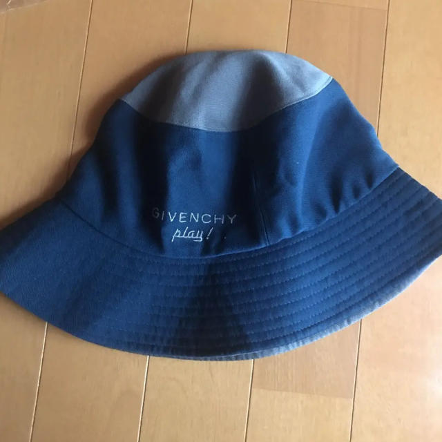 GIVENCHY - バケットハットの通販 by みみ's shop｜ジバンシィならラクマ