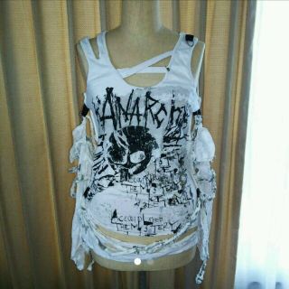 h.naoto（タンクトップ）のフリマアイテム一覧