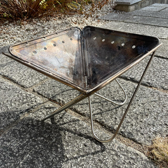 スノウピーク 中古折りたたみ焚き火台 M 三角形 金属製 収納バッグ付き
