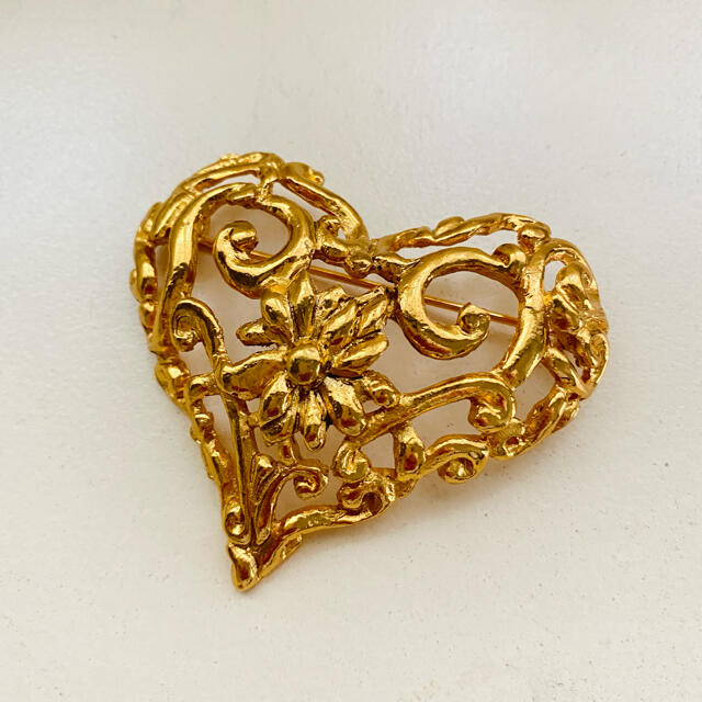 Christian Lacroix - Christian Lacroix ブローチの通販 by LuLu-ToKyo