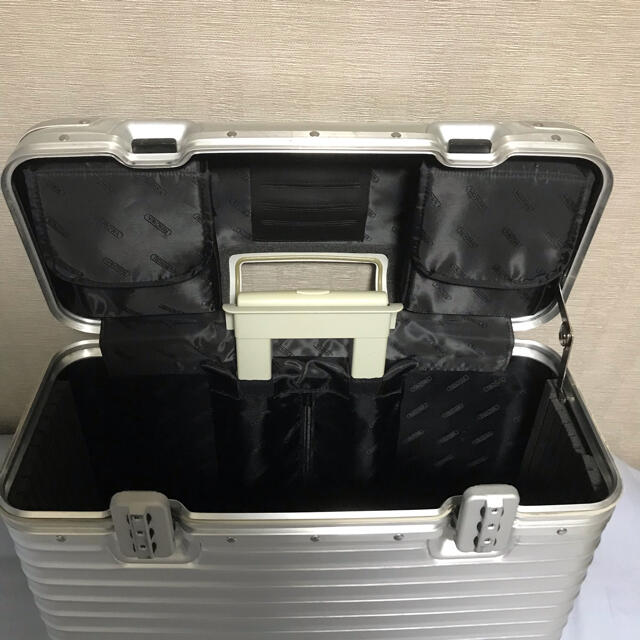 RIMOWA - リモア パイロットトローリーAudiコラボモデルの通販 by MK's